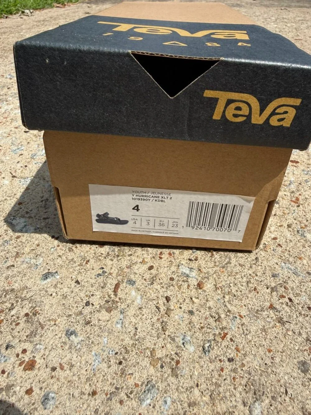 NEW Teva Youth Hurricane XLT 2 Sandals Kishi Dark Blue - Size 4Y / EU 36